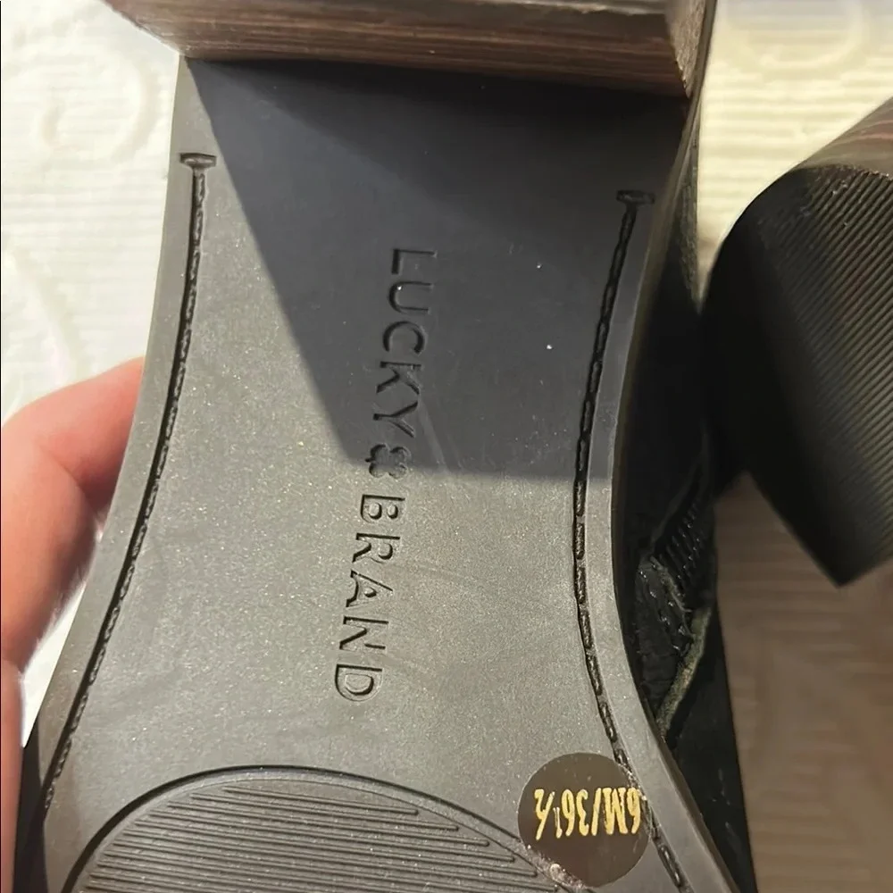 Lucky Brand Black Ankle Booties with Studded Detail size 6
